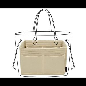 NWT Size Large Purse Organizer